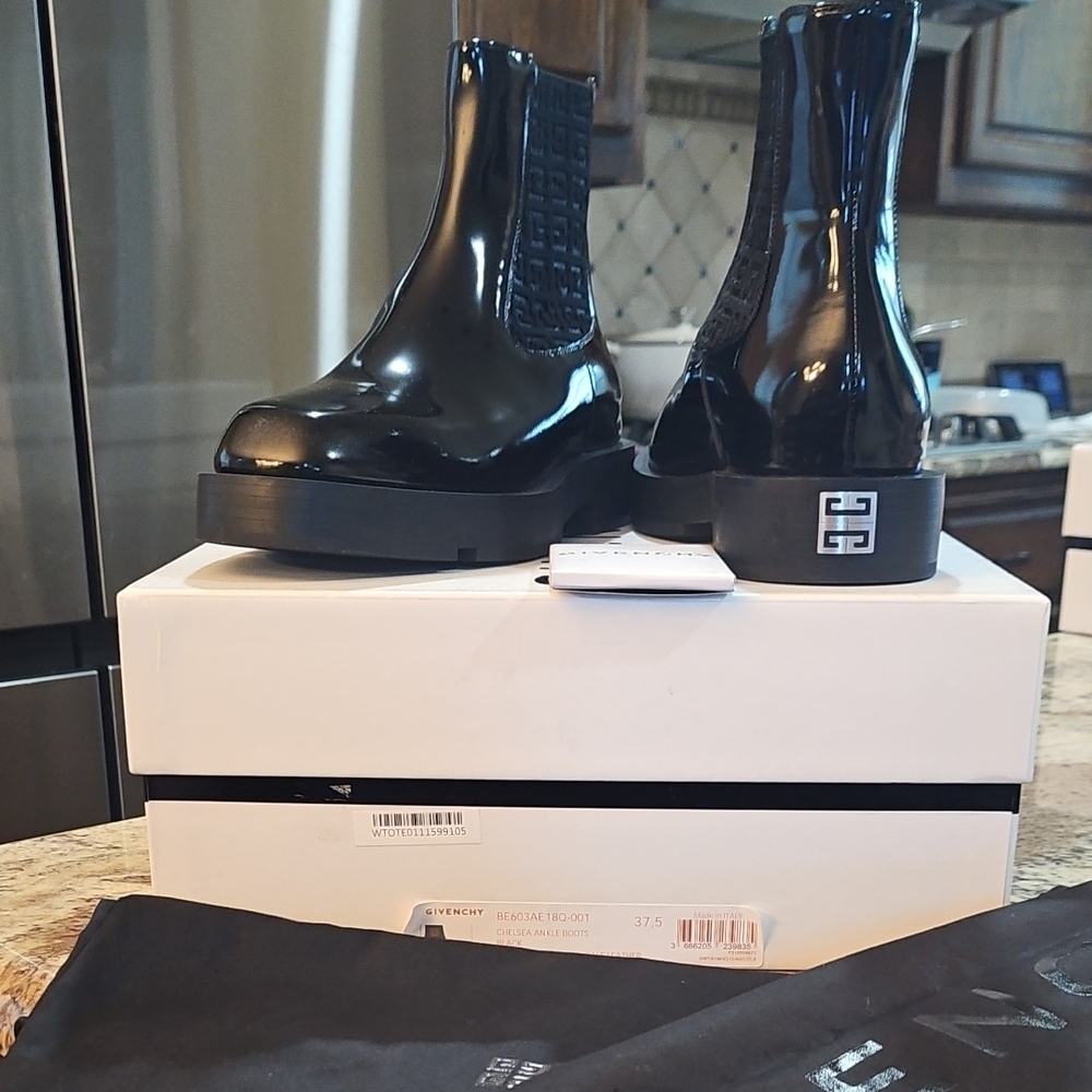Givenchy  Chelsea BlackCombat Ankle Boots with Logo Detail